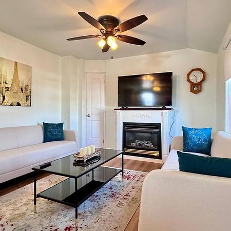 Near The Falls Two Bedroom - 5 Min Walk To Clifton 나이아가라 폭포 외부 사진